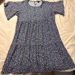 Boohoo Blue Floral Casual Dress